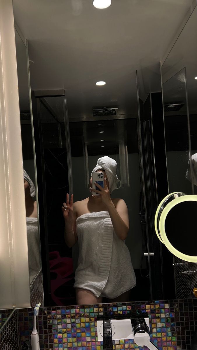 Amina — photo
