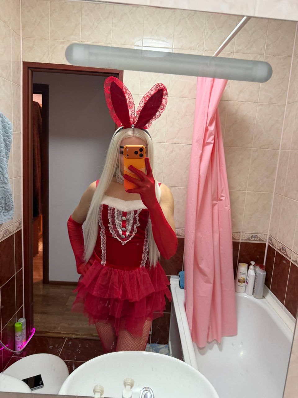 AVGUSTINA — photo