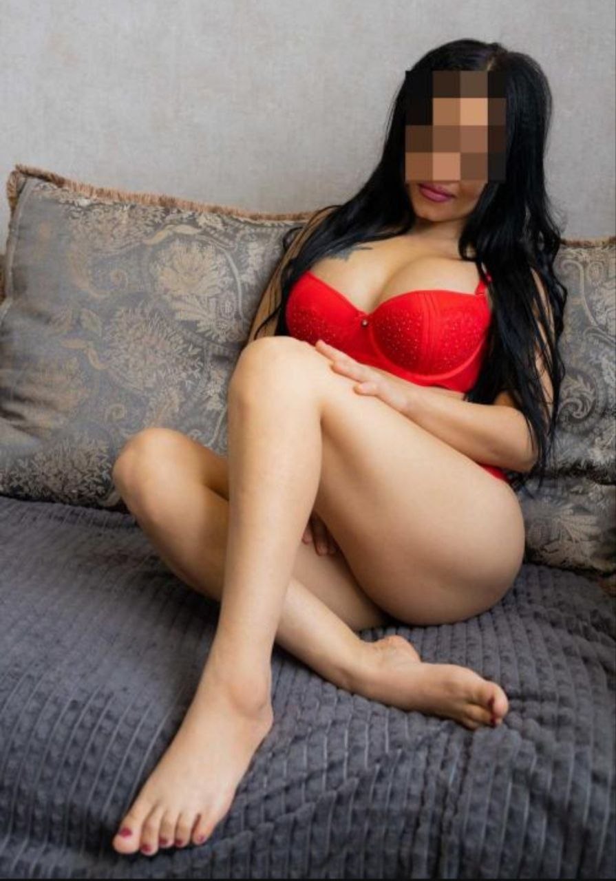 ZARINA, 28 profile.years_old — Актау