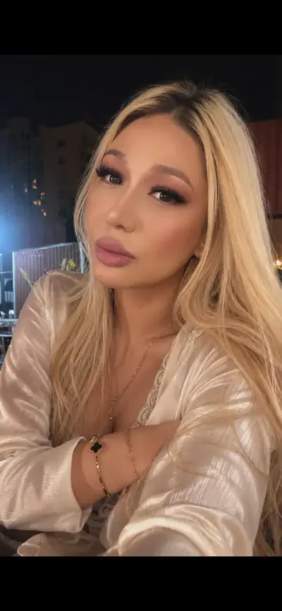 Стелла, 28 — Астана