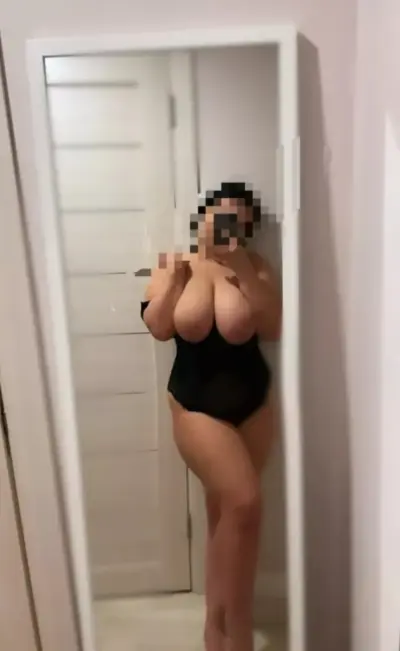 Laura, 33 — Shymkent · Мега центр